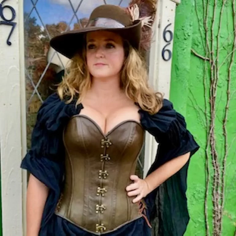 center clasp overbust cyncher