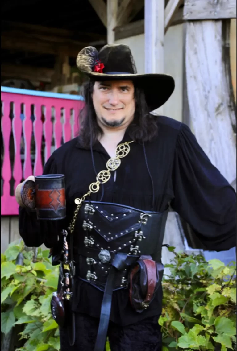 modular center cyncher with studding