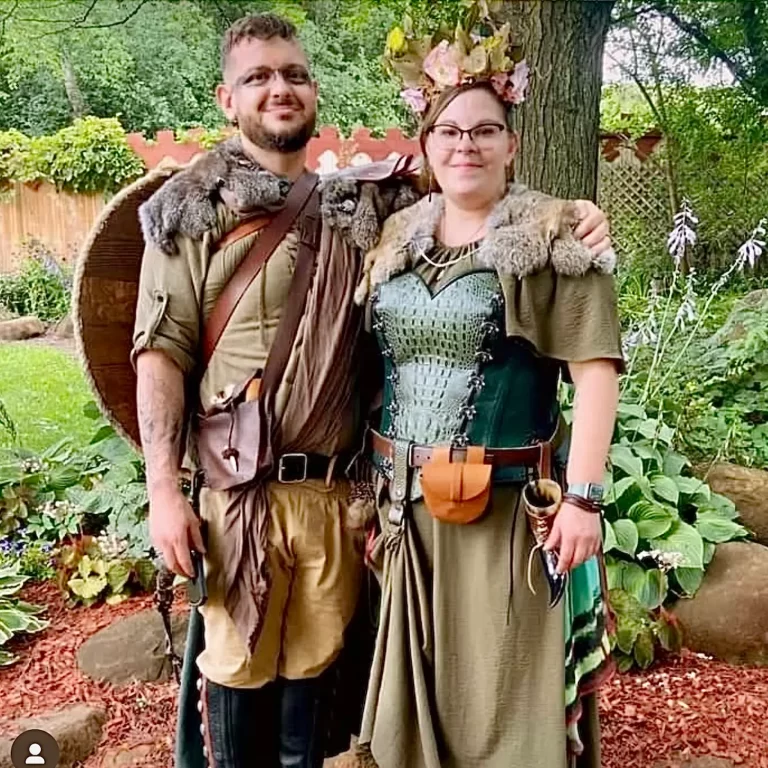 handcrafted genuine leather bodice forest green croc silver clasps renaissance attire i