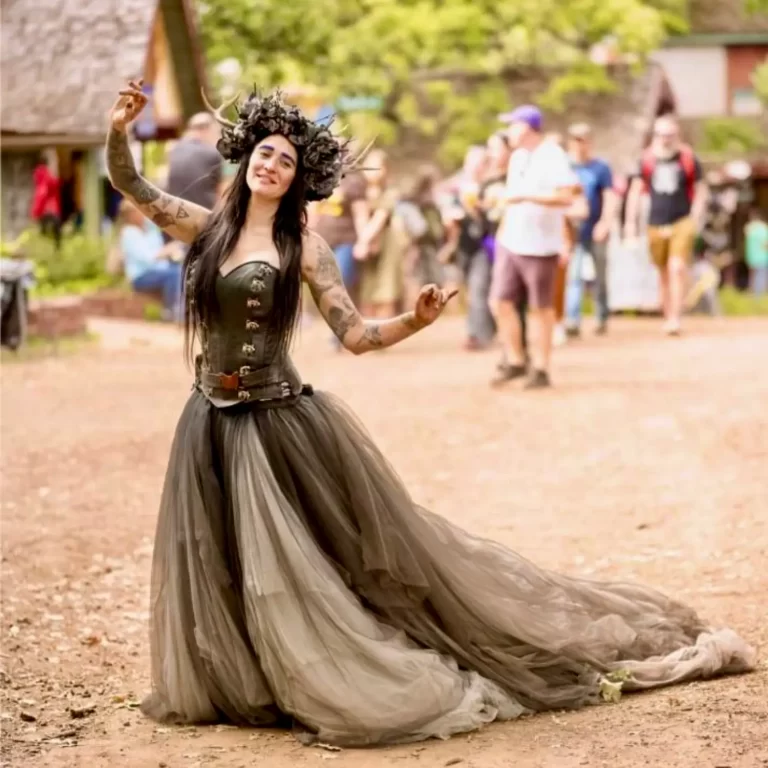 handmade leather sweetheart black corset bodice stingray silver clasps renaissance festival