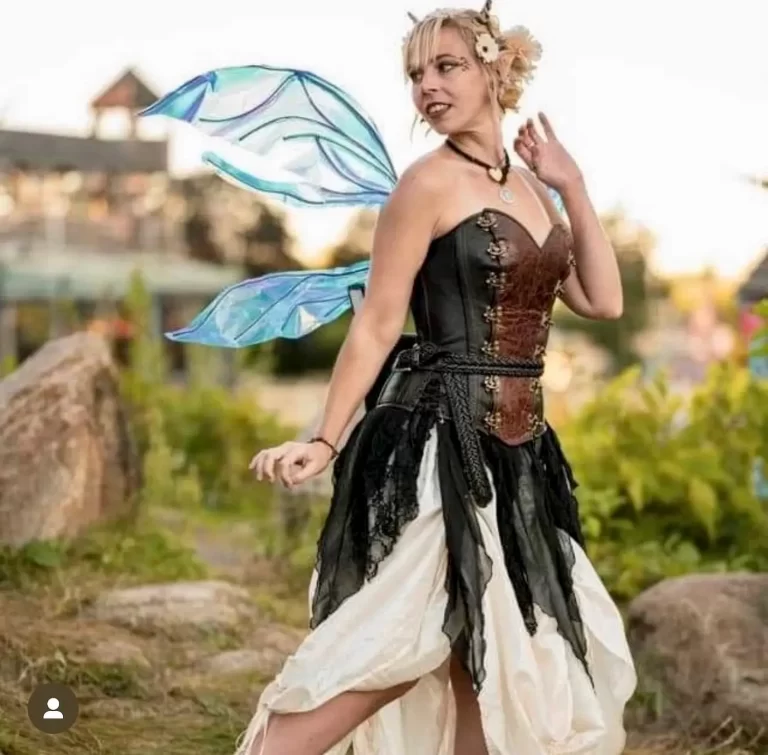 handmade leather sweetheart brown corset bodice floral silver clasps renaissance festival design faerie